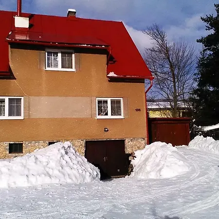 Pod Ledovcem Apartment Mlade Buky